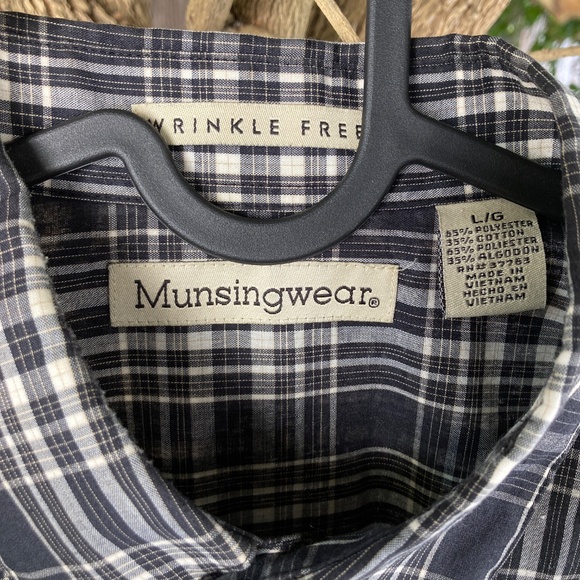 Black and White Plaid Shirt by Munsingwear - Picture 9 of 9